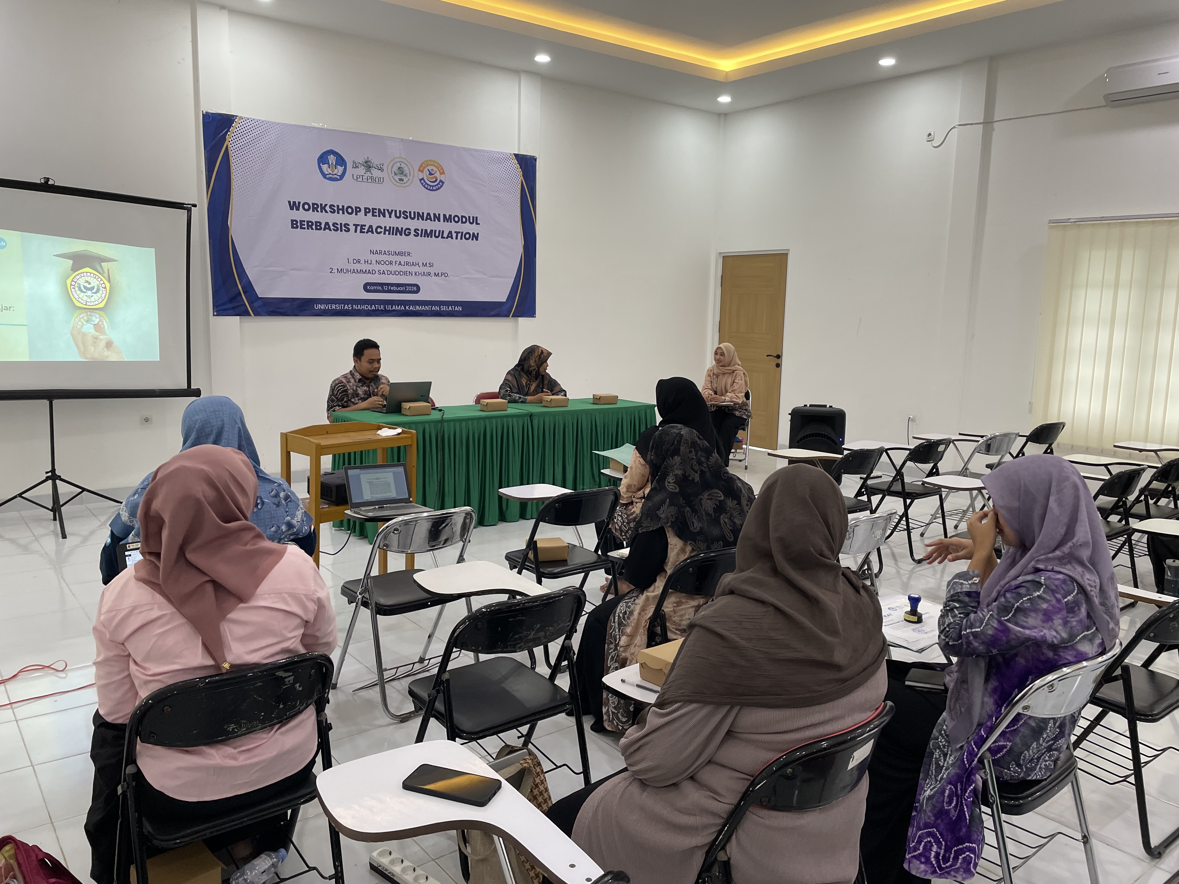 Workshop Penyusuan Modul Berbasis Teaching Simulation